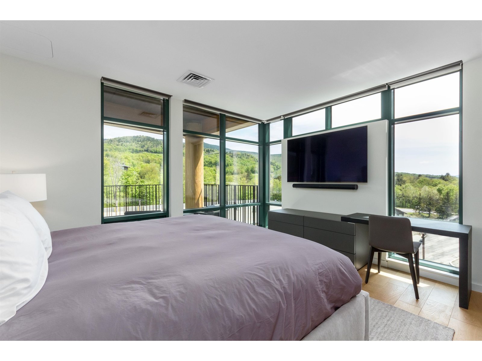 69 Hourglass Drive, Unit 307