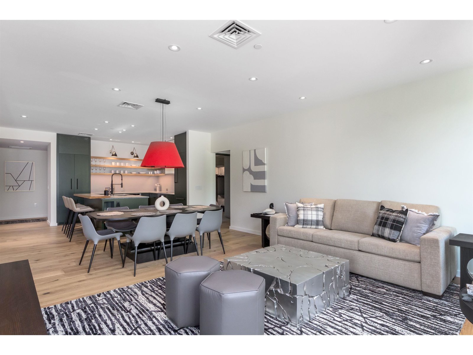 69 Hourglass Drive, Unit 307