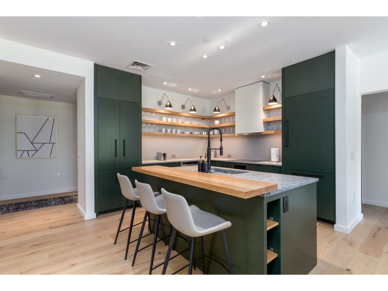 69 Hourglass Drive, Unit 307
