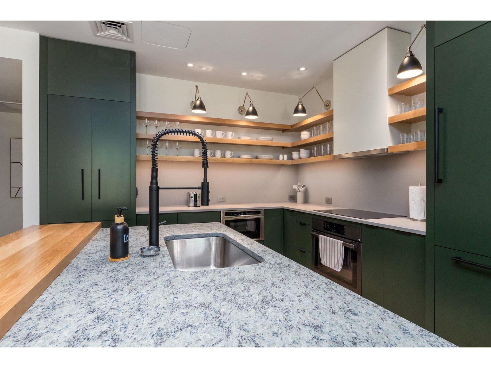 69 Hourglass Drive, Unit 307
