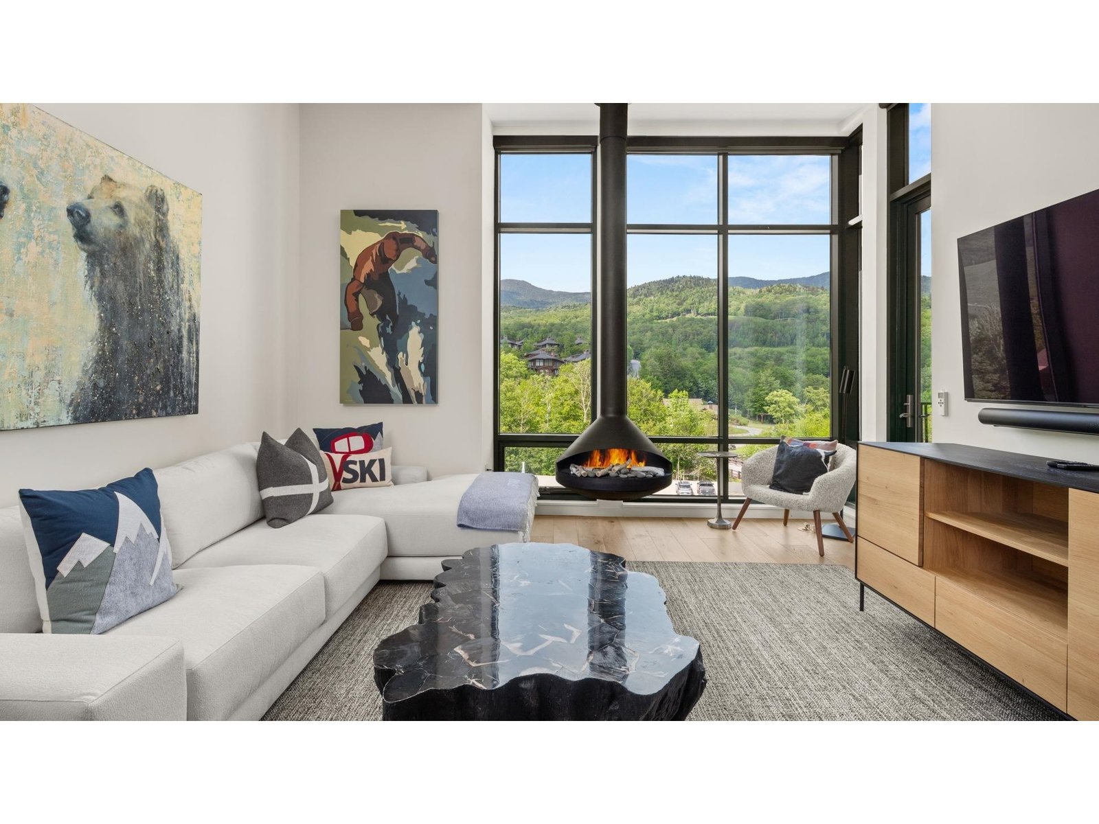 69 Hourglass Drive, Unit 409