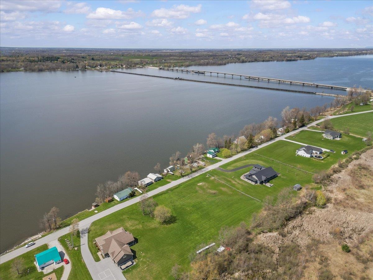 69 Lakewood Drive