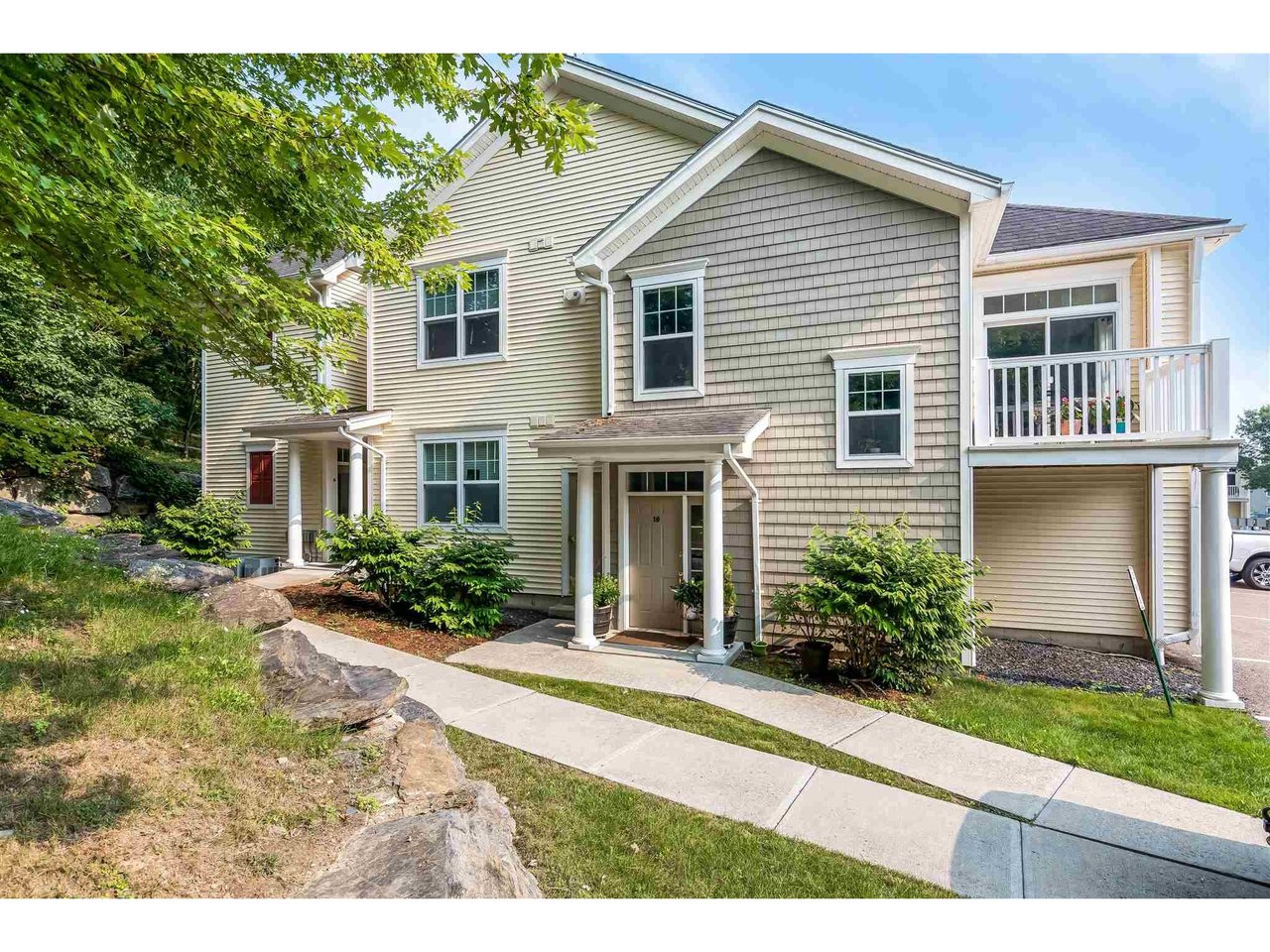 69 Pearl Street, Unit 10