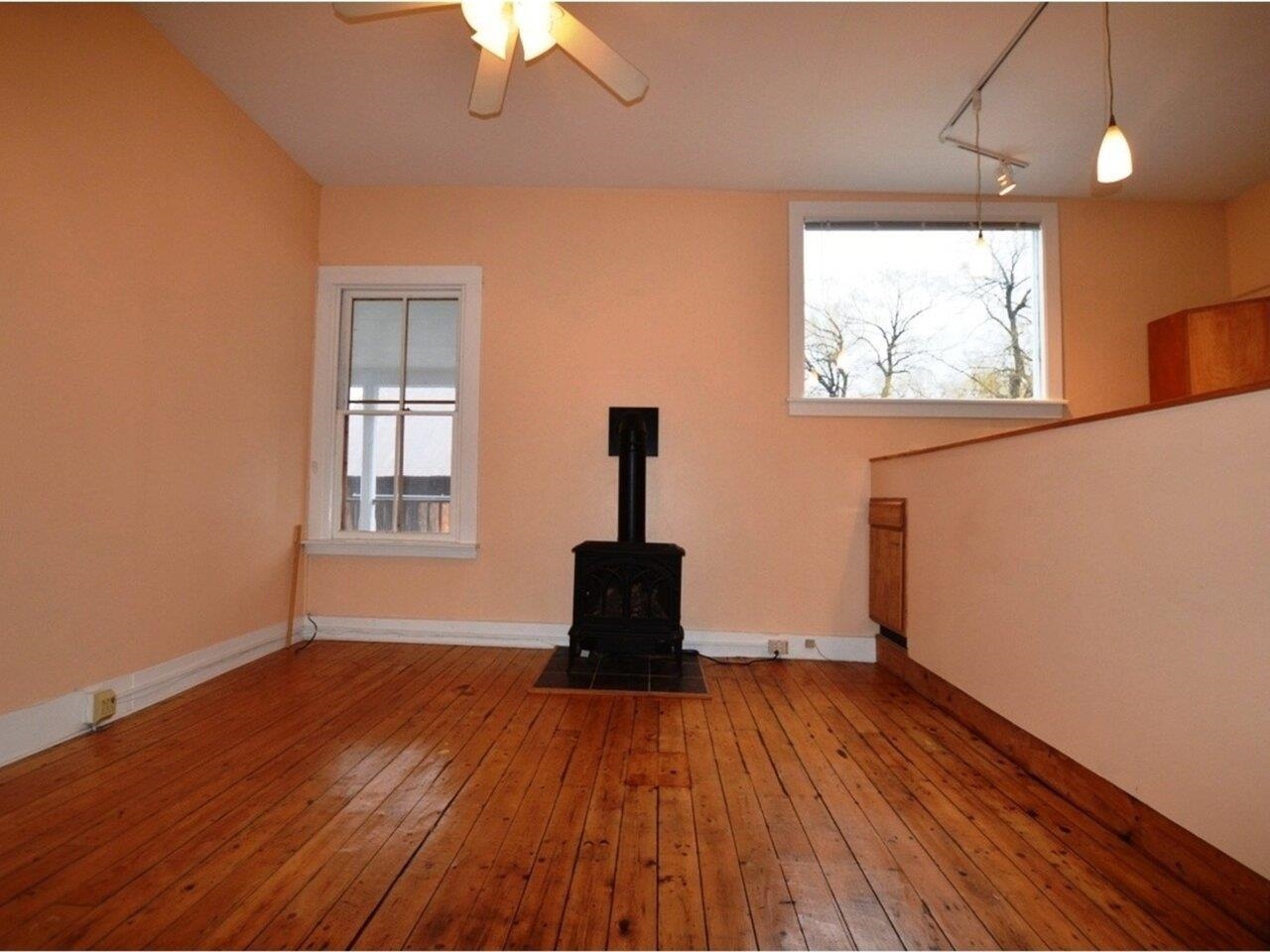 Apartment 1 - Jotul Heat Stove