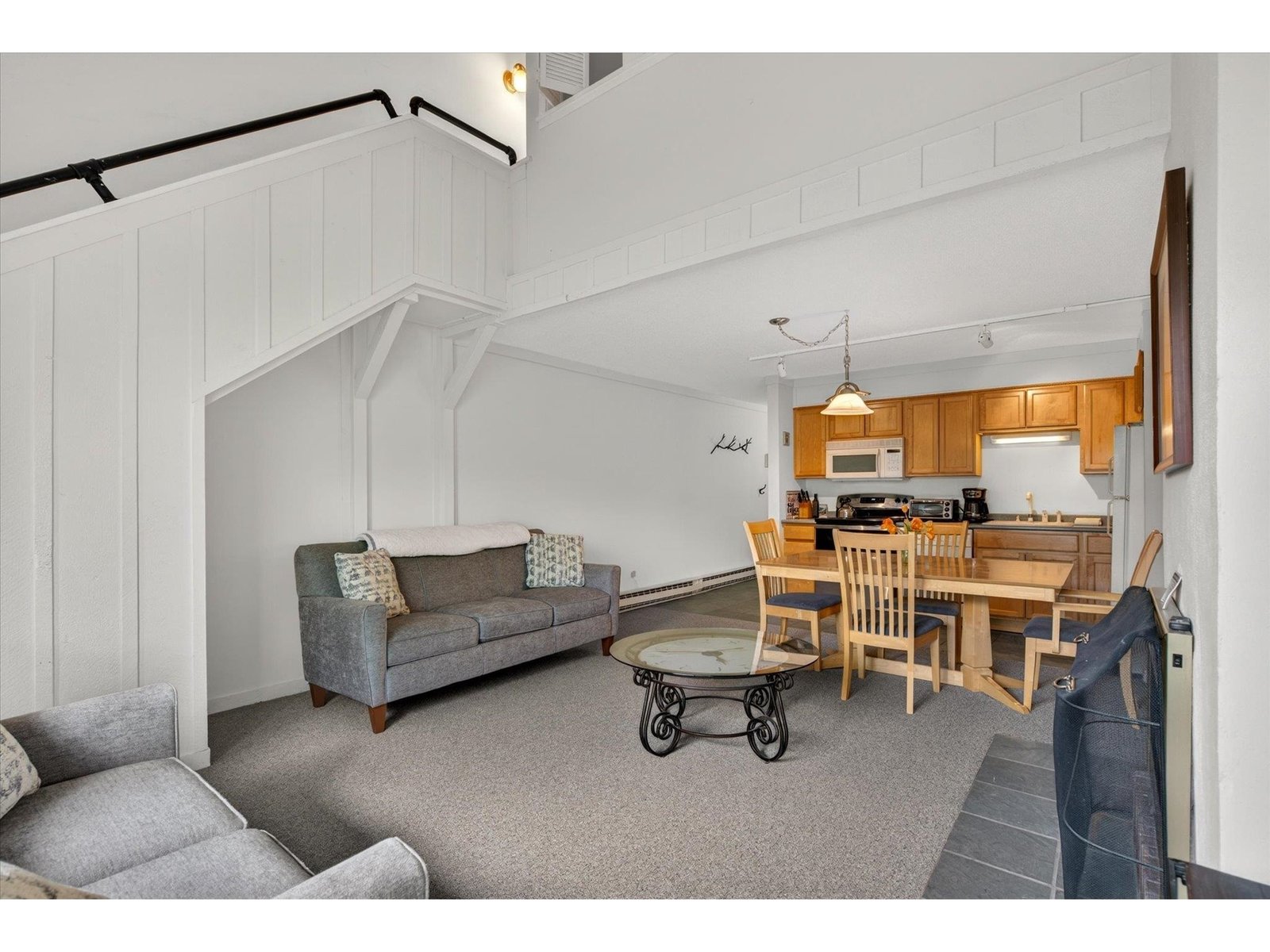 695 East Mountain Road, Unit Unit E-7