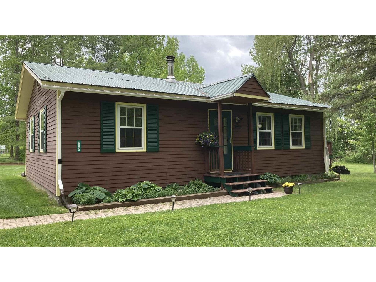 695 Ferry Road