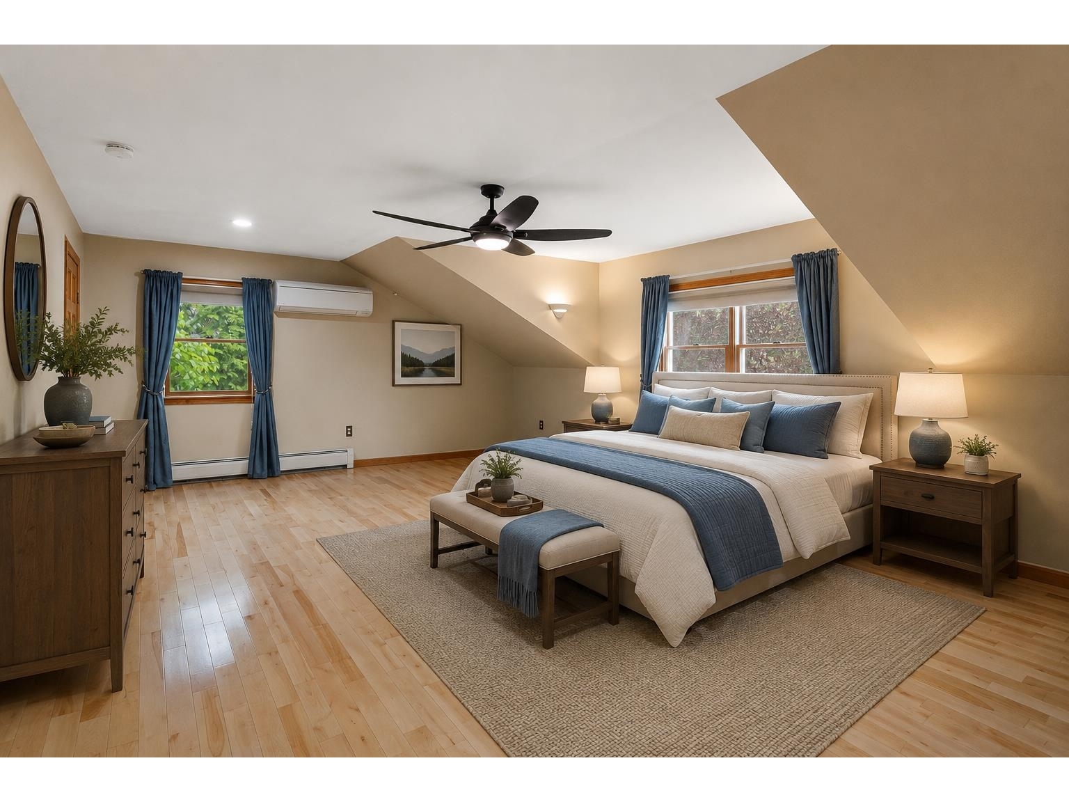 2nd Floor: Primary Suite