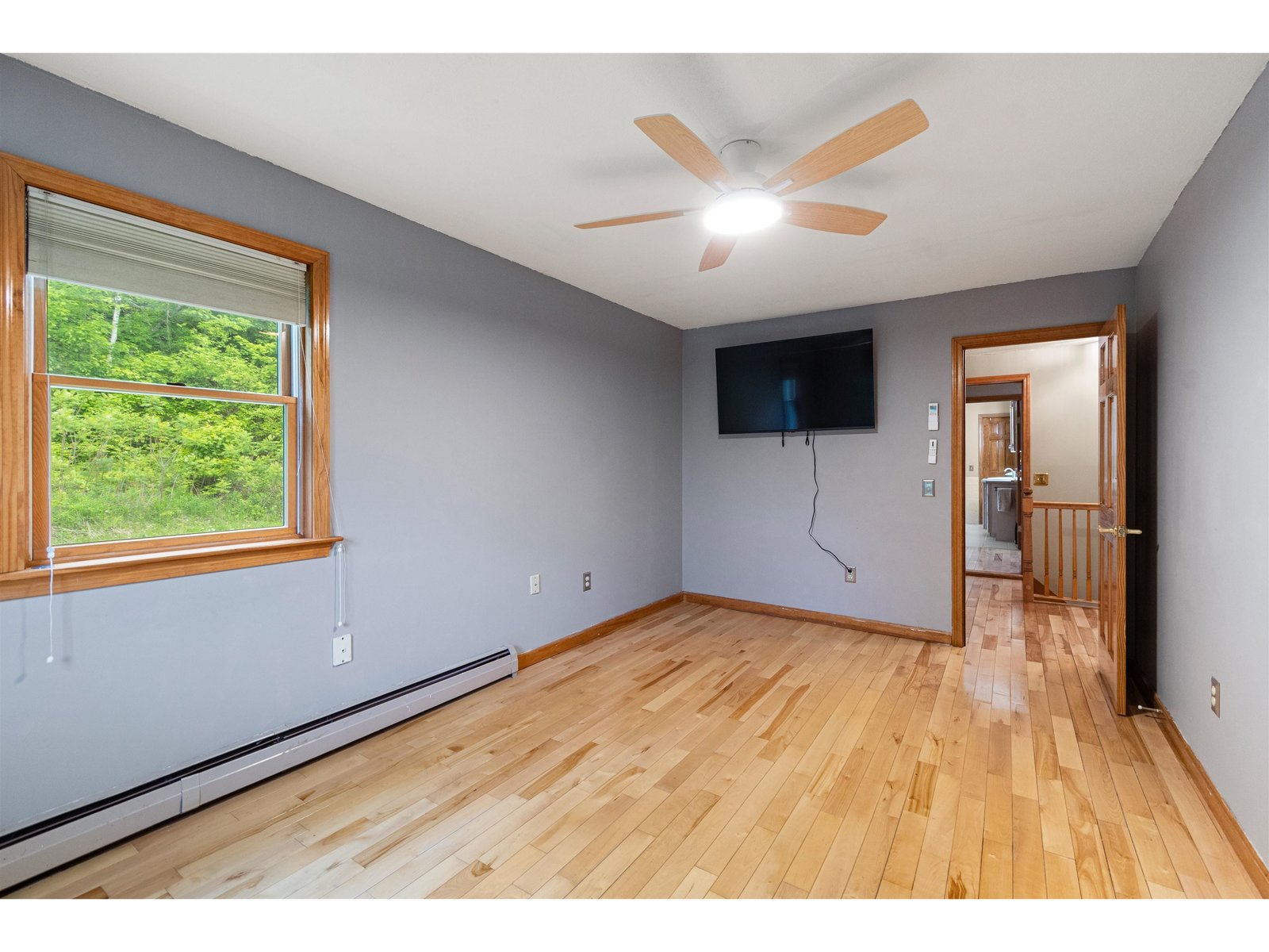 2nd Floor: Bedroom 2