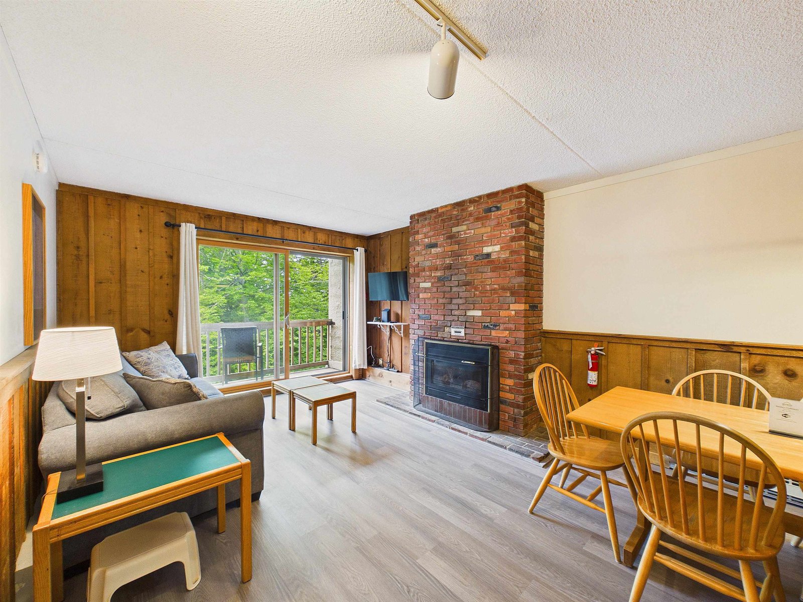 697 East Mountain Road, Unit A5