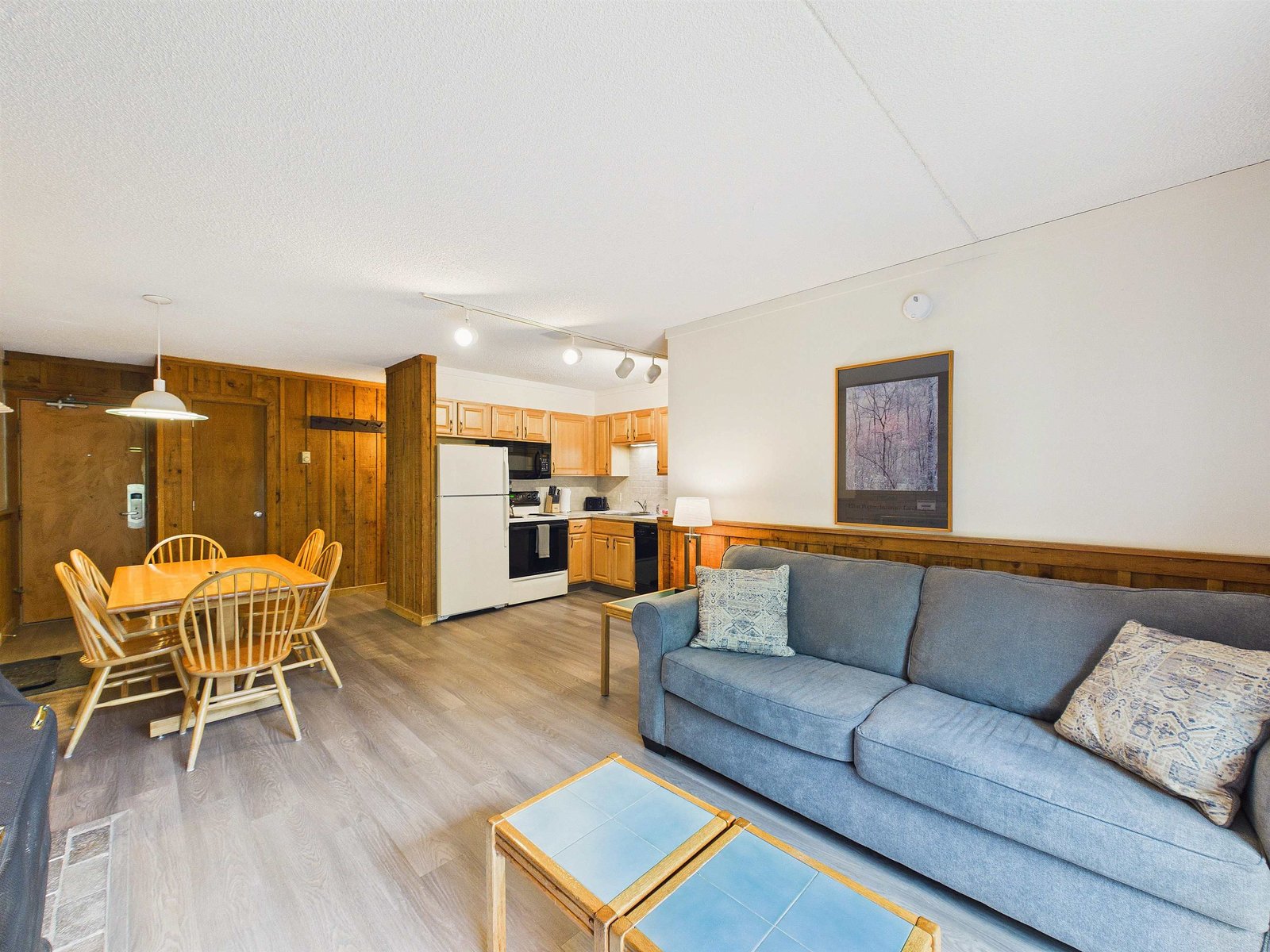 697 East Mountain Road, Unit A5