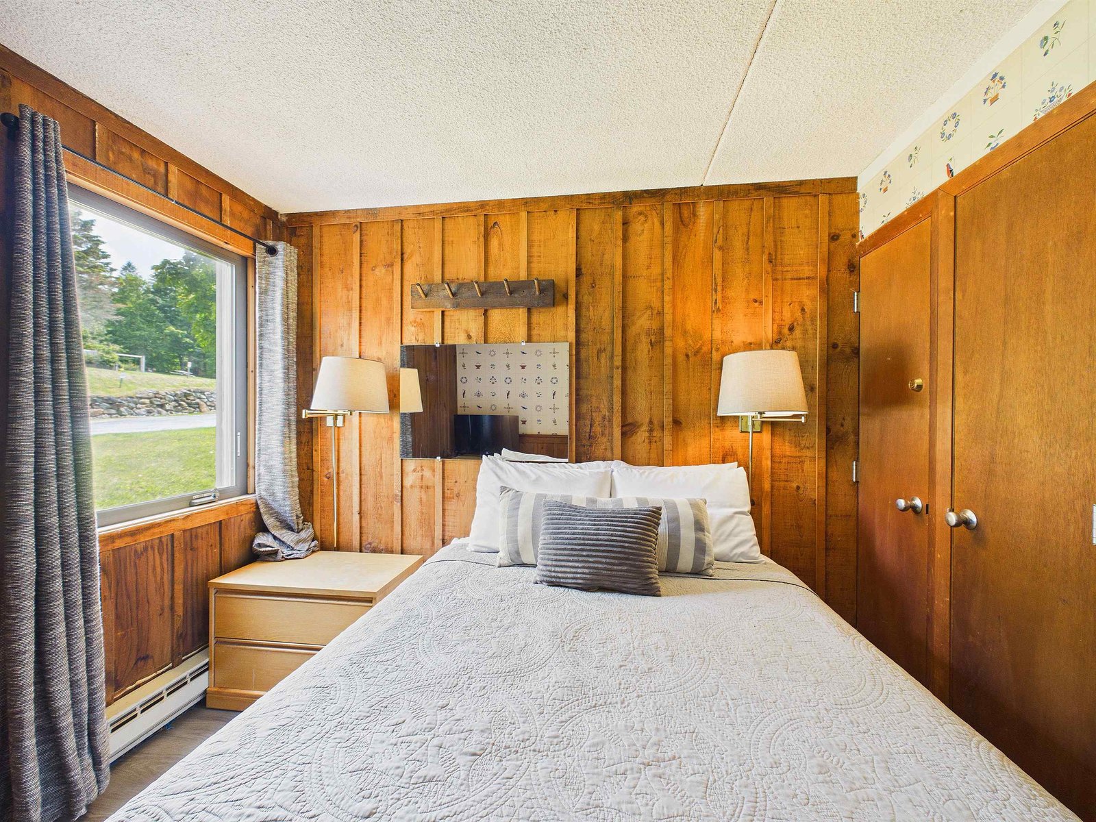697 East Mountain Road, Unit A5