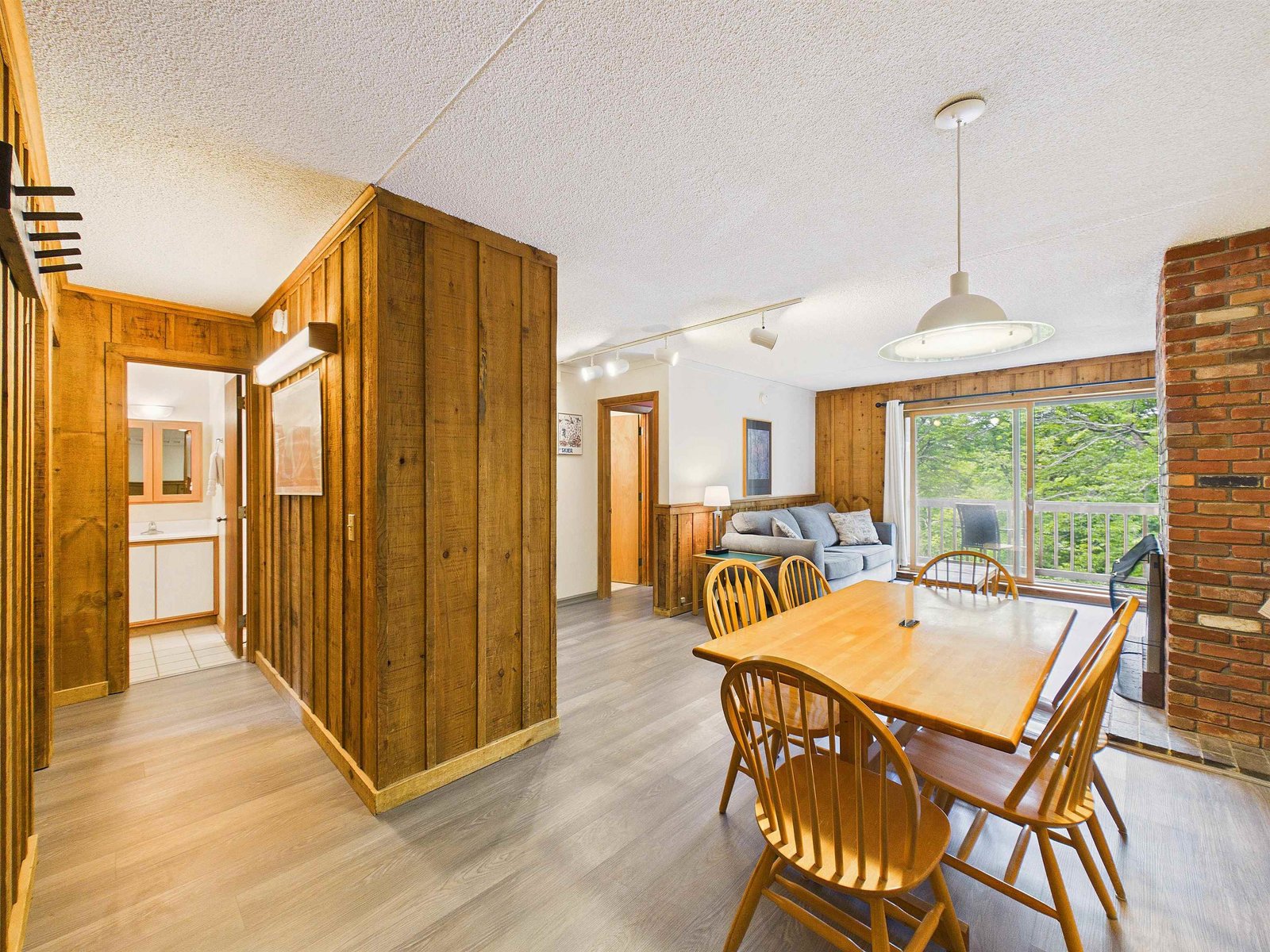 697 East Mountain Road, Unit A5