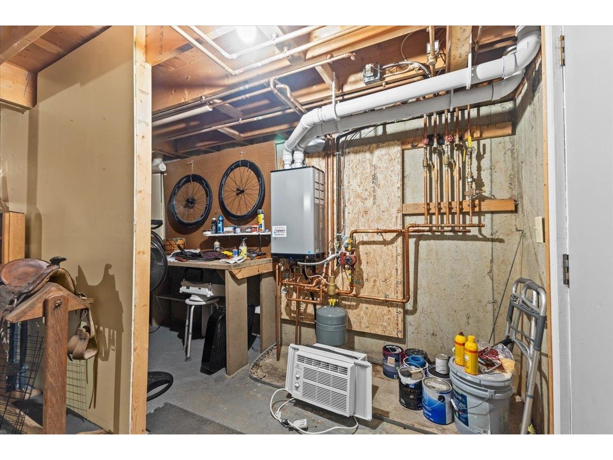 7 Cardinal Lane, Unit 7