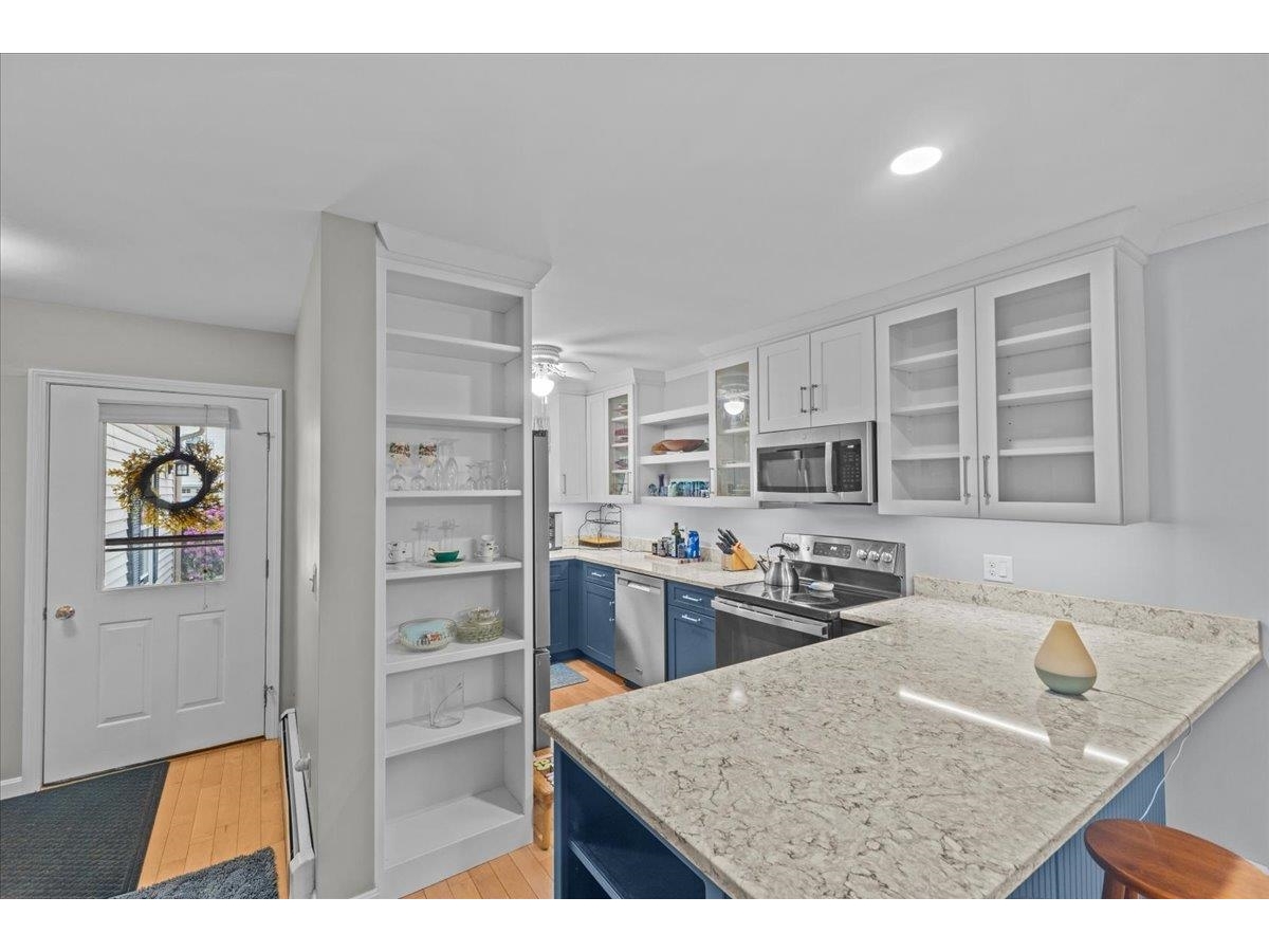 7 Cardinal Lane, Unit 7