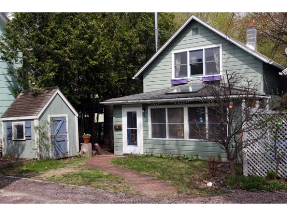 7 Cedar Crt