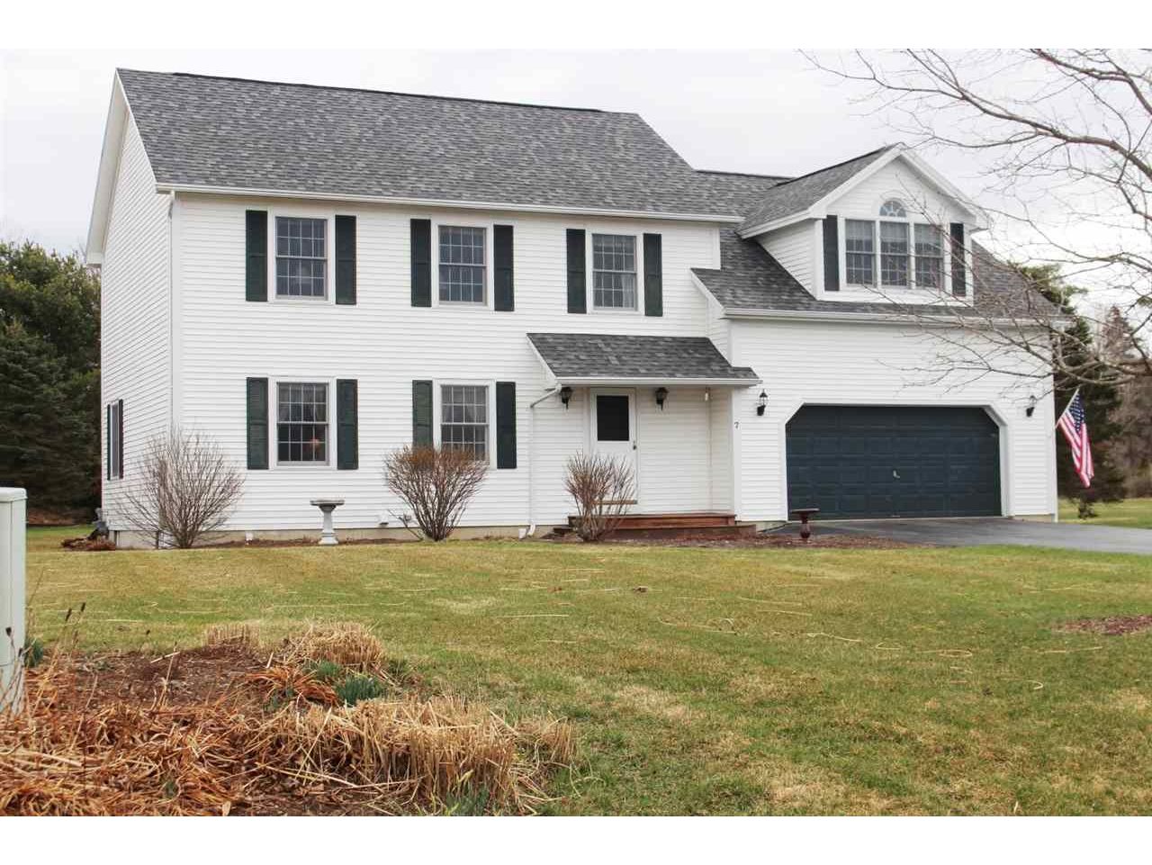 7 Clover Lane