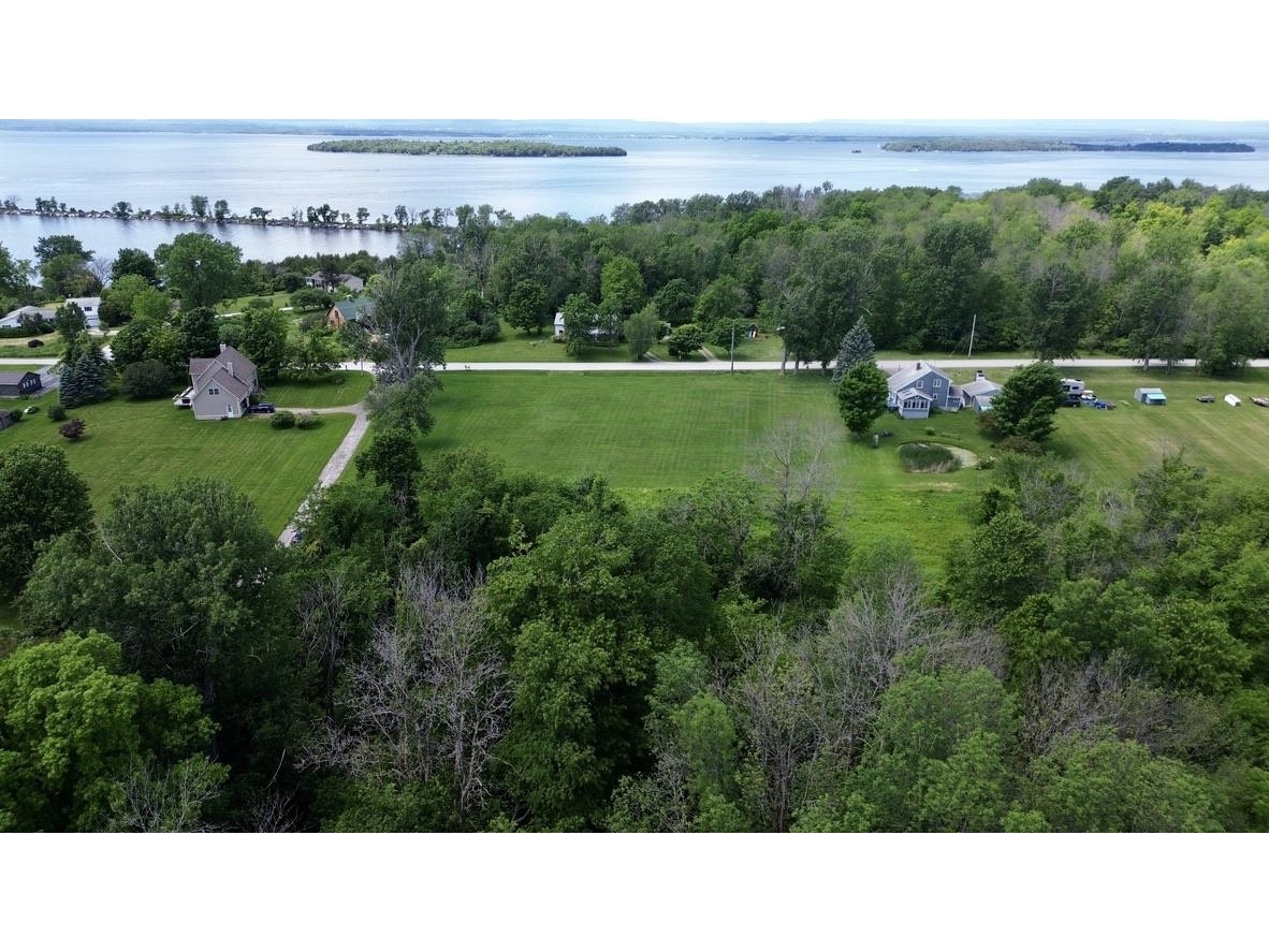 7 Colonel Allen Drive