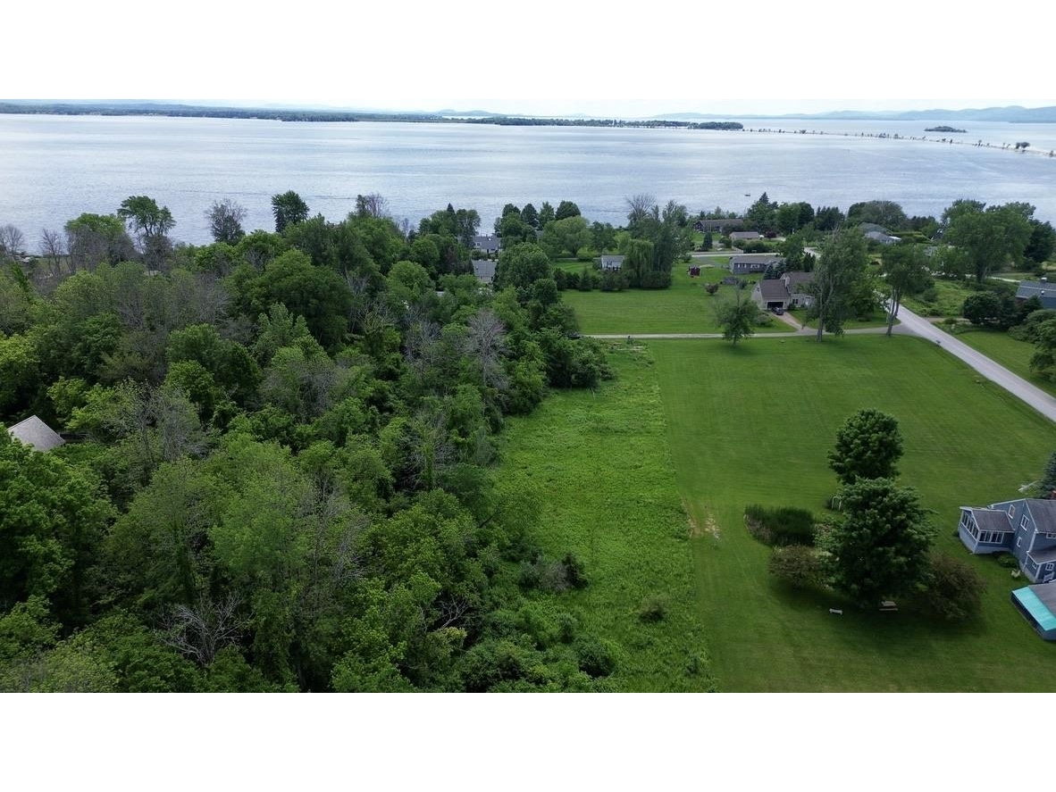 7 Colonel Allen Drive