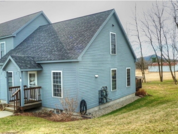 7 Country Commons, Unit 7D