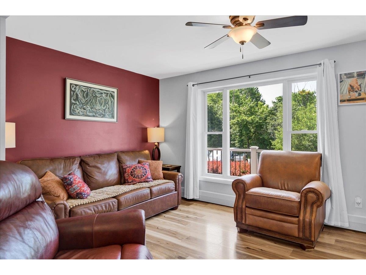 7 Courtney Drive