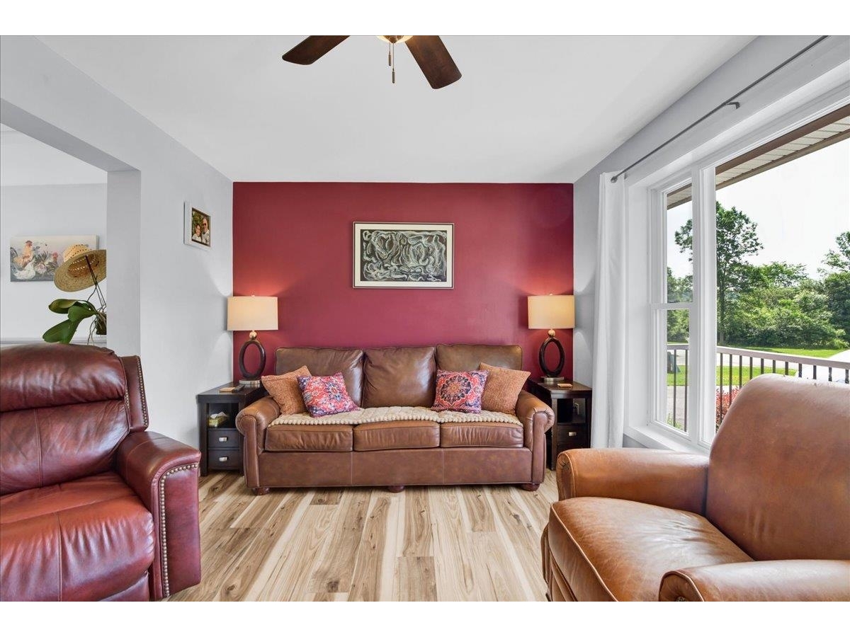 7 Courtney Drive