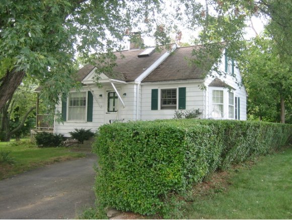 7 Curtis Avenue