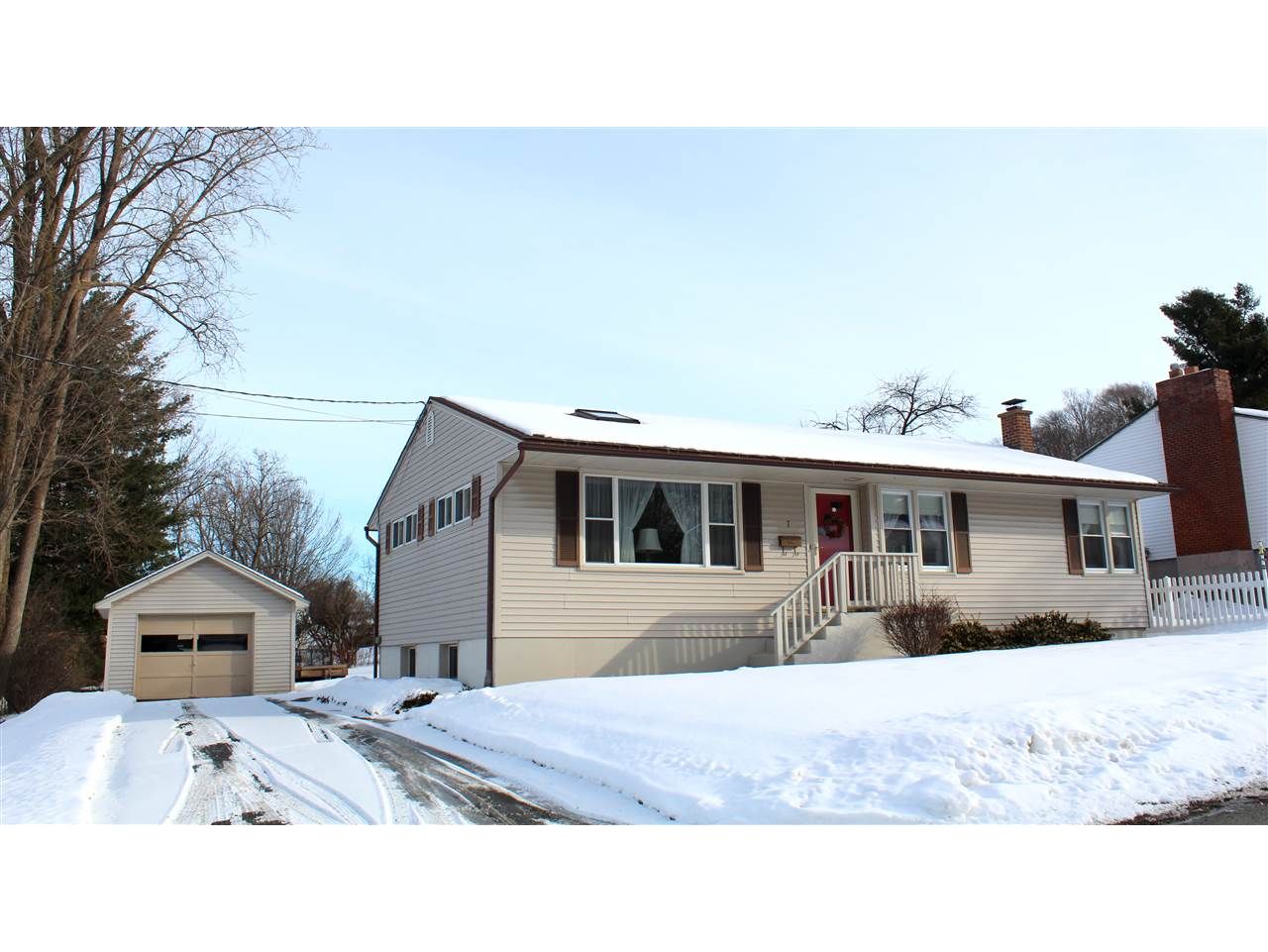 7 Donnelly Court