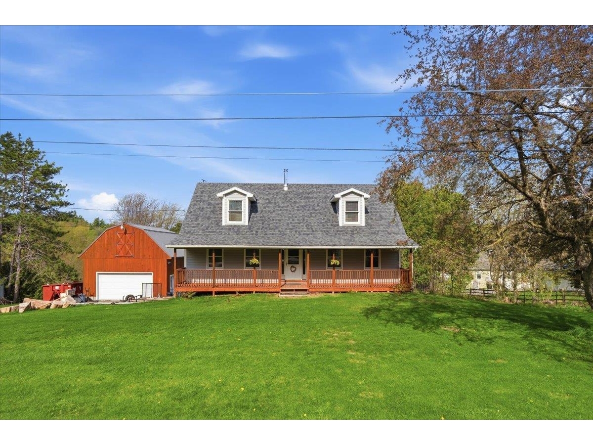 7 Erling Drive