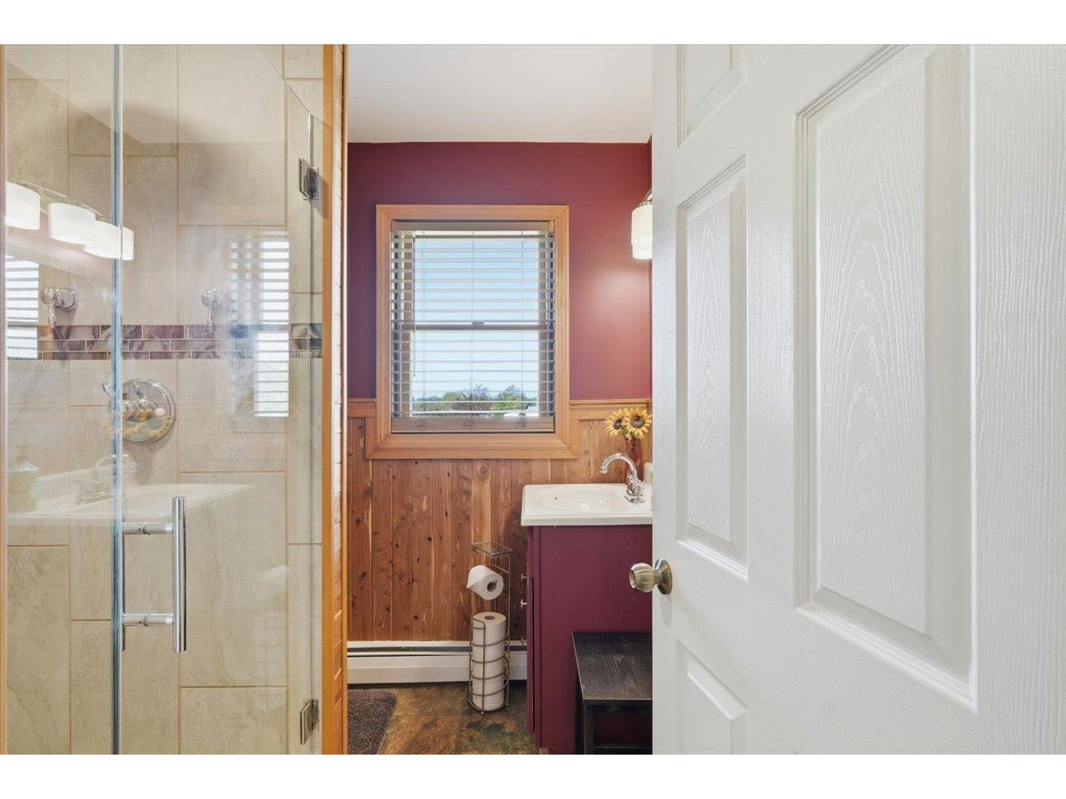 7 Erling Drive