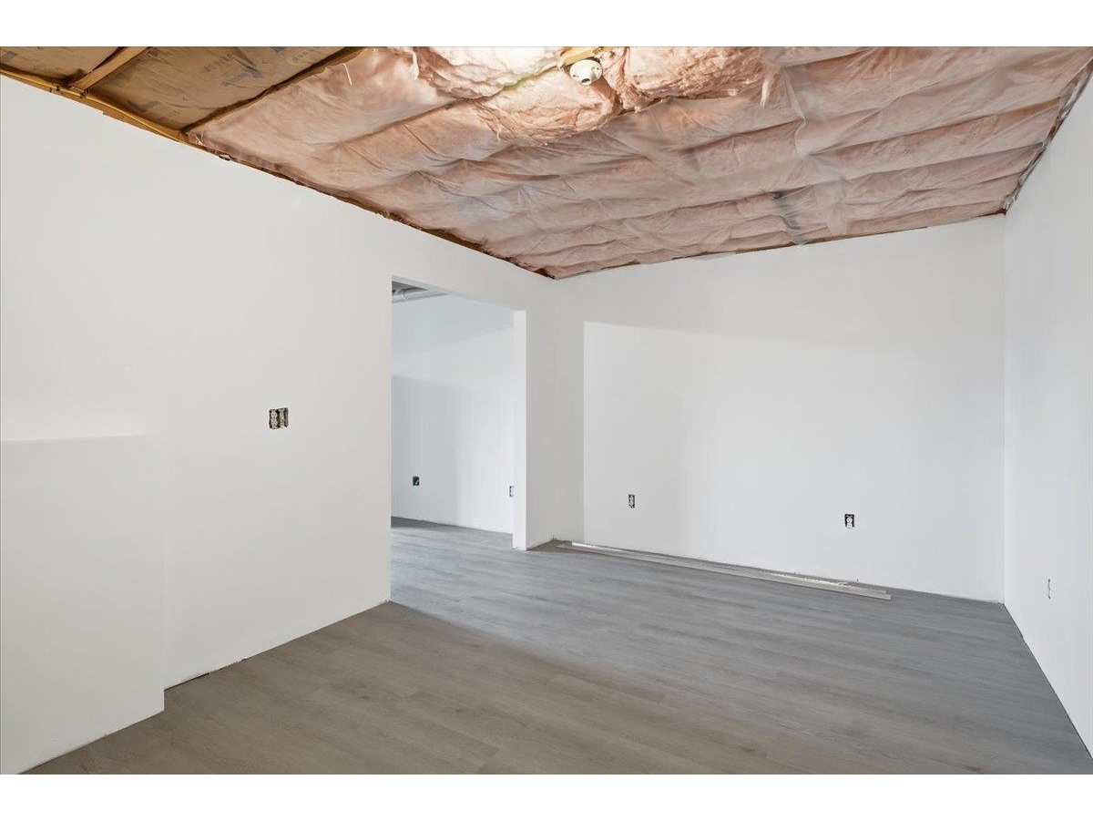7 Erling Drive