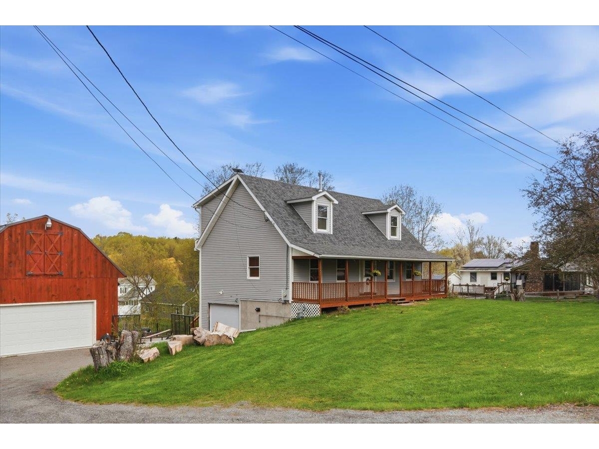 7 Erling Drive
