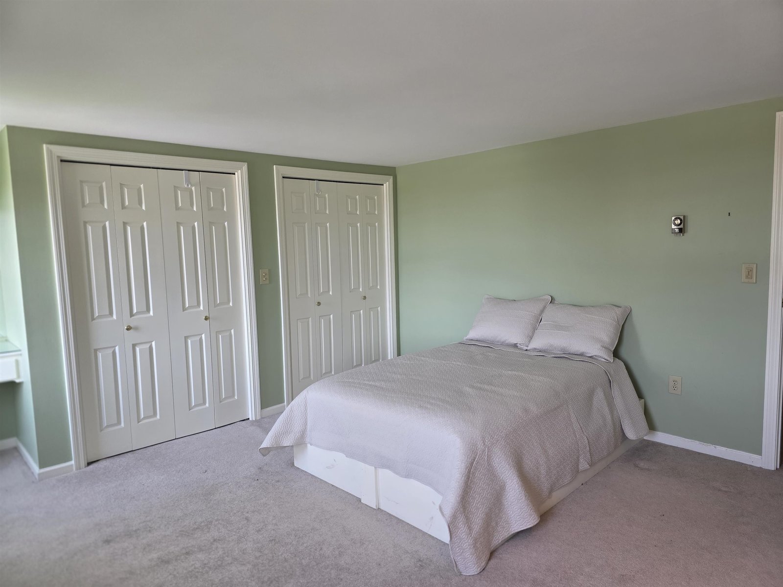 7 Evergreen Lane
