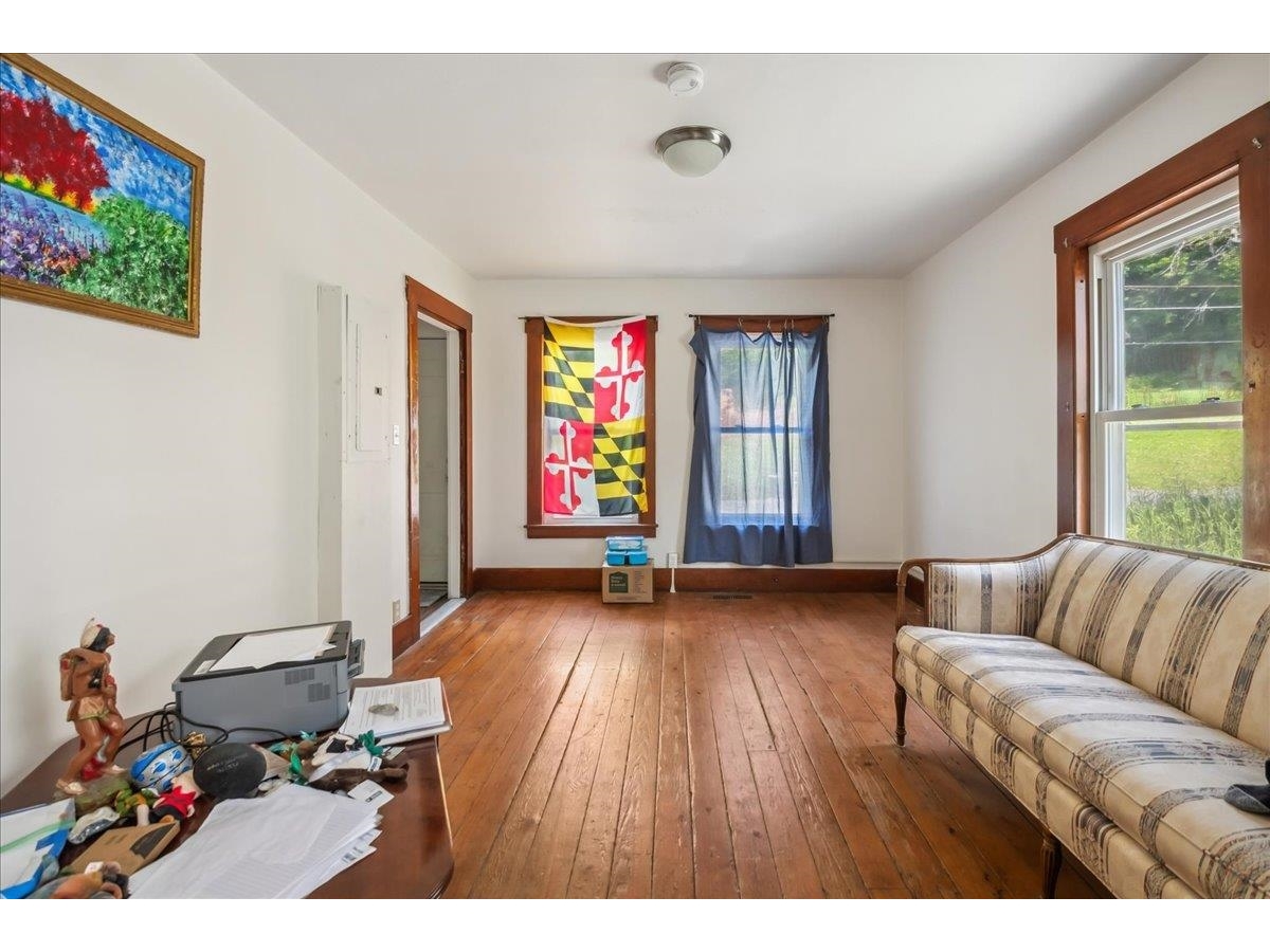 7 Farwell Street