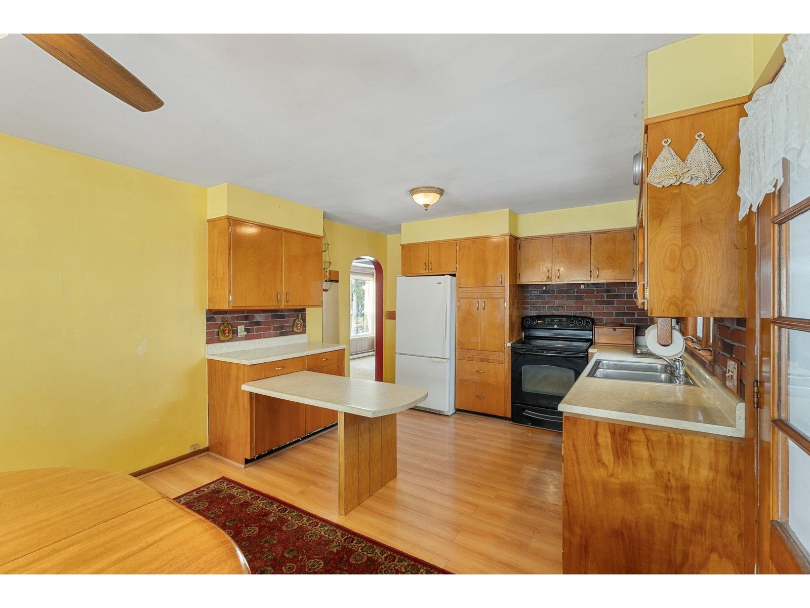 7 Grant Avenue