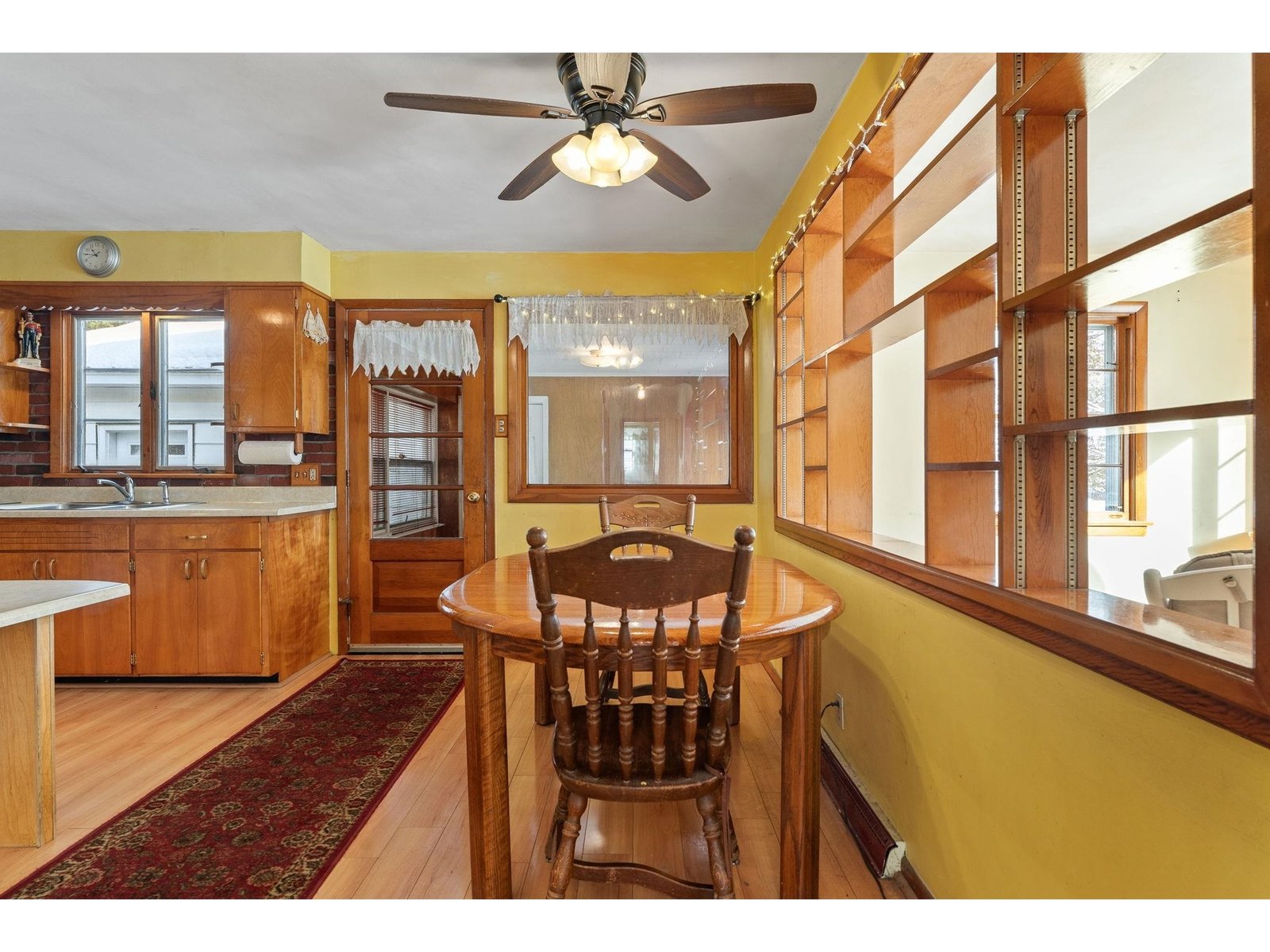 7 Grant Avenue