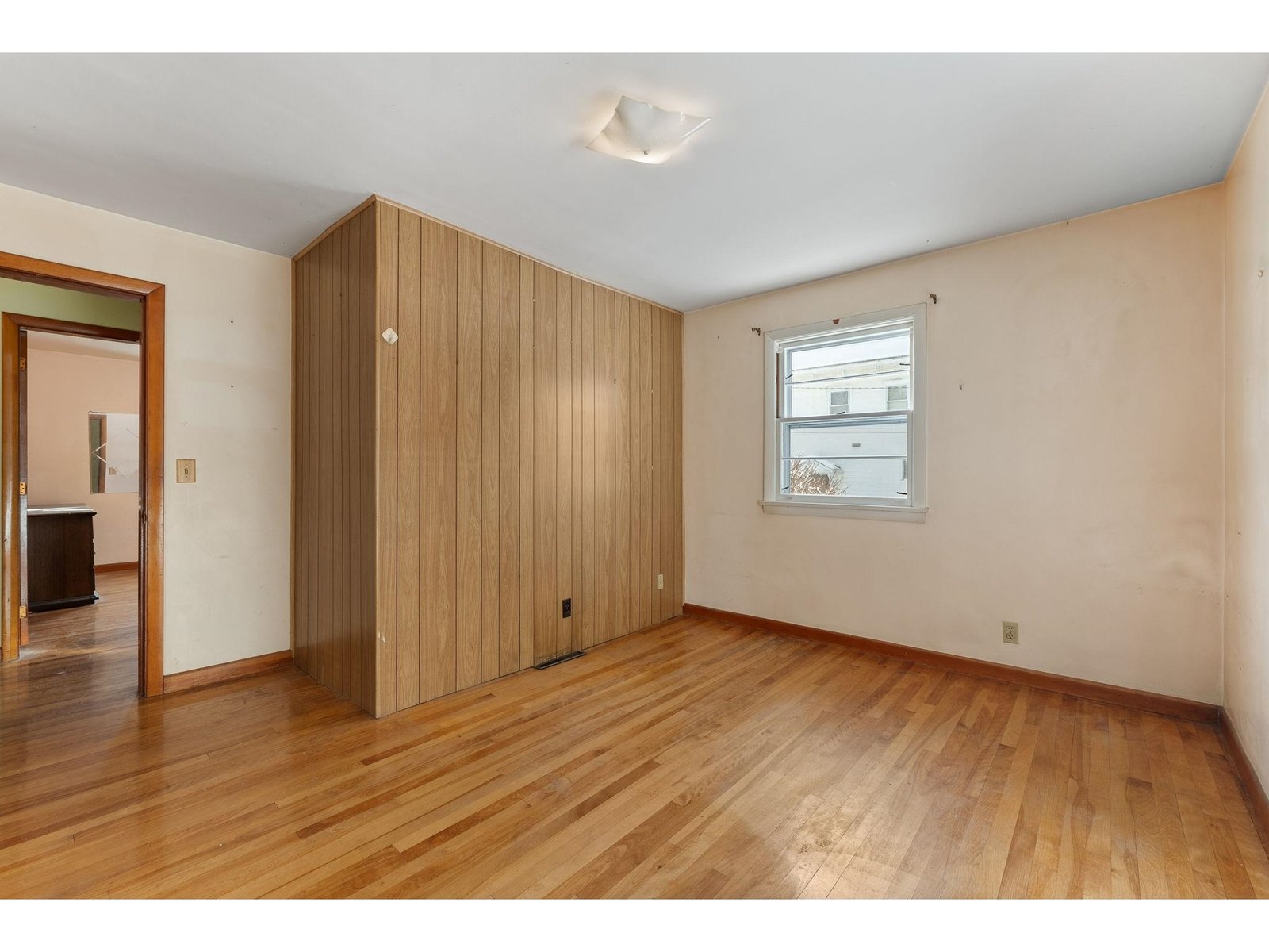 7 Grant Avenue