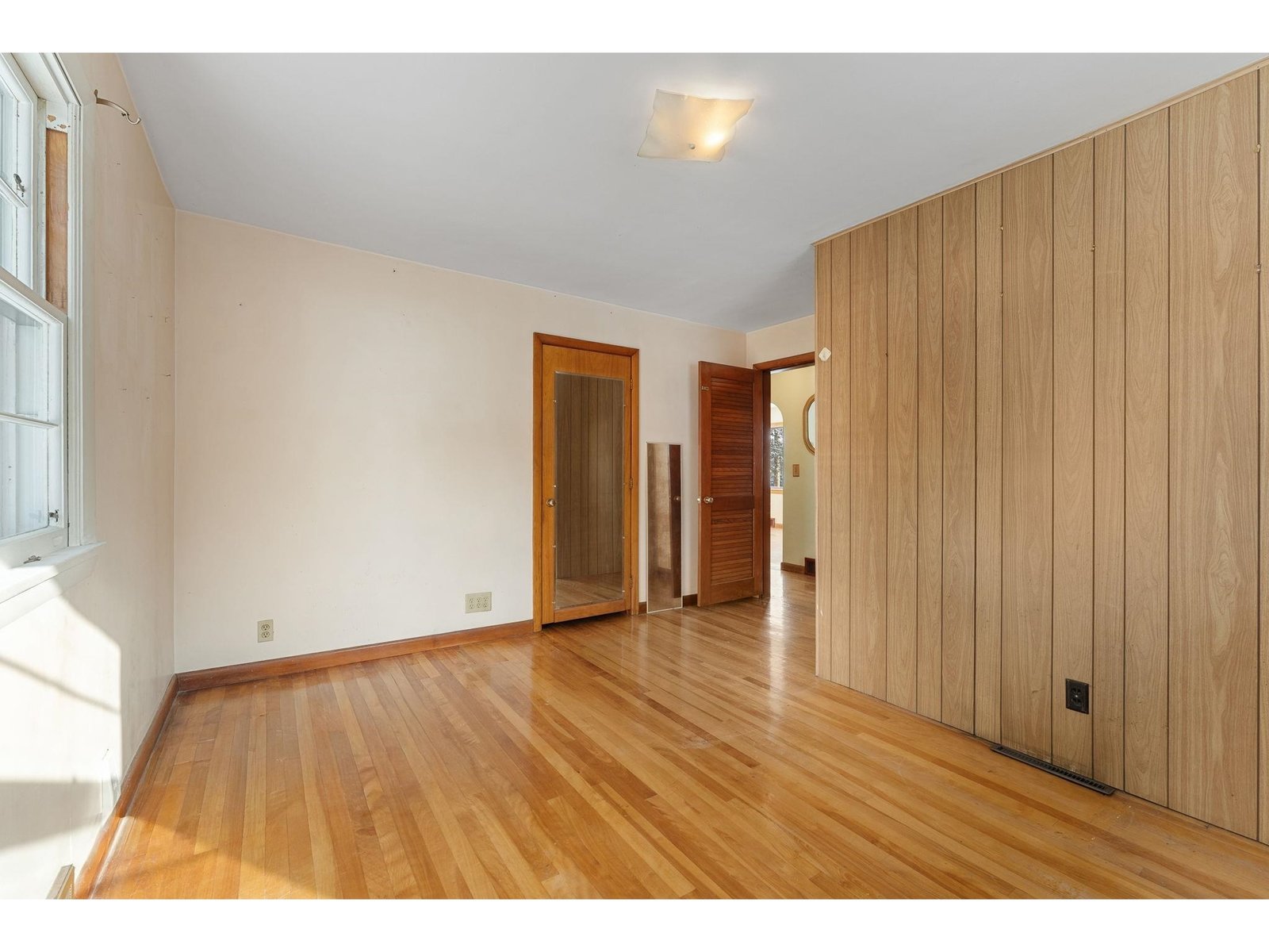 7 Grant Avenue