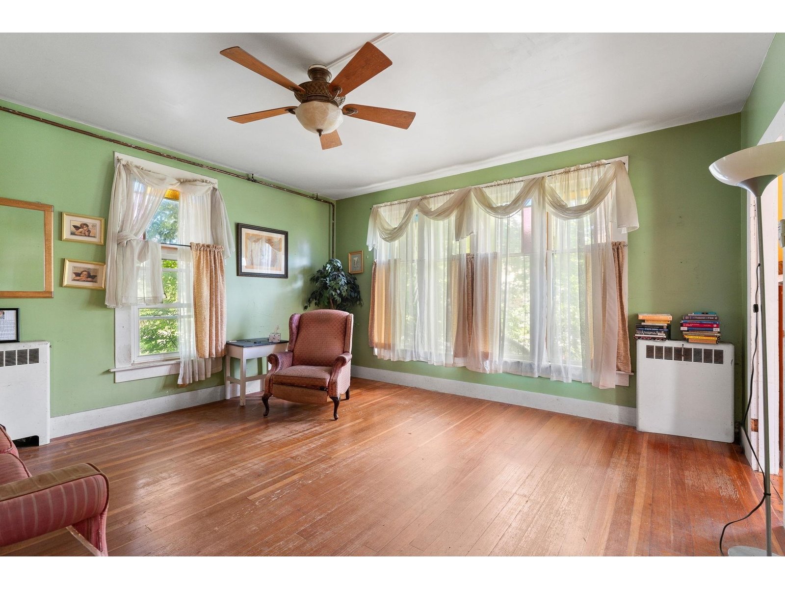 7 Highland Avenue