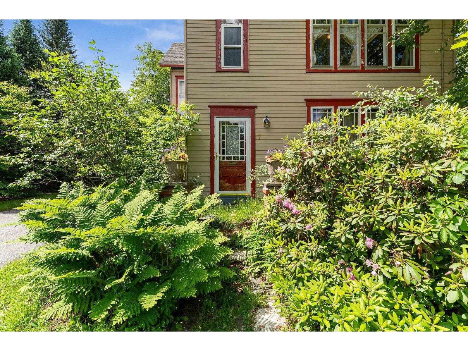 7 Highland Avenue