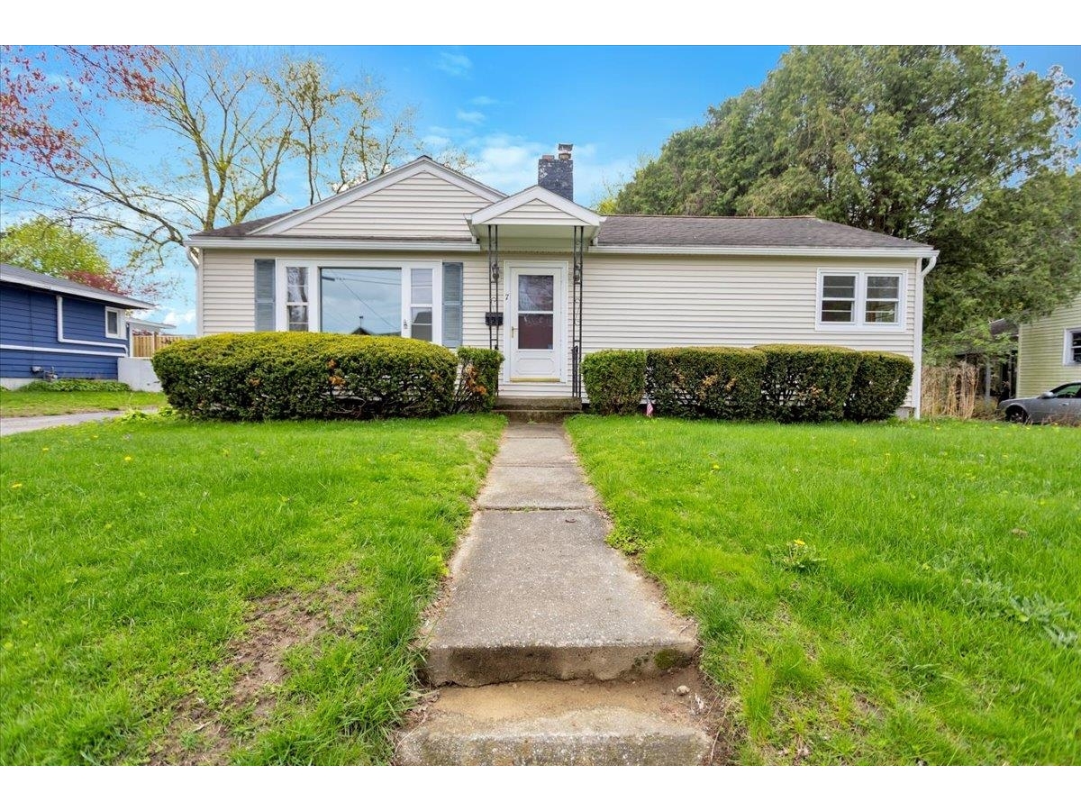 7 Iby Street