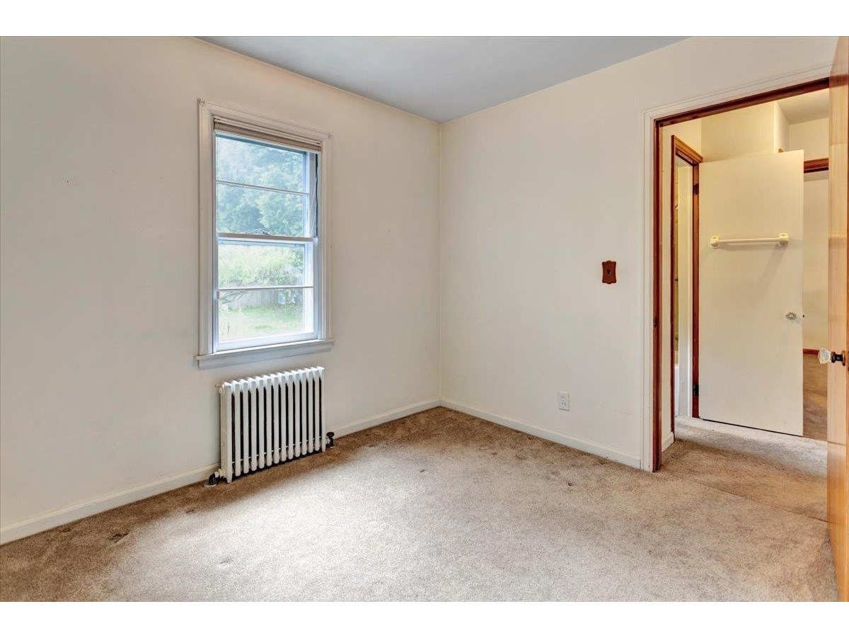 7 Iby Street