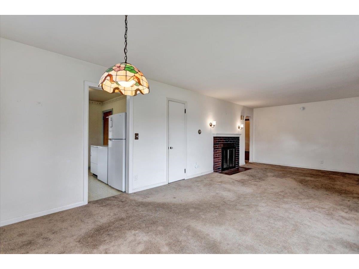 7 Iby Street