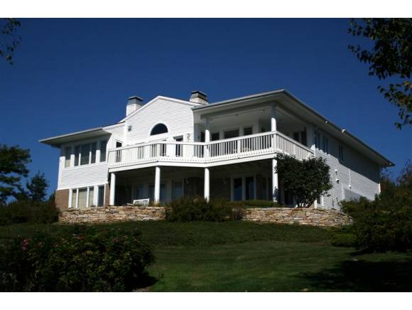 7 Lakemont Drive