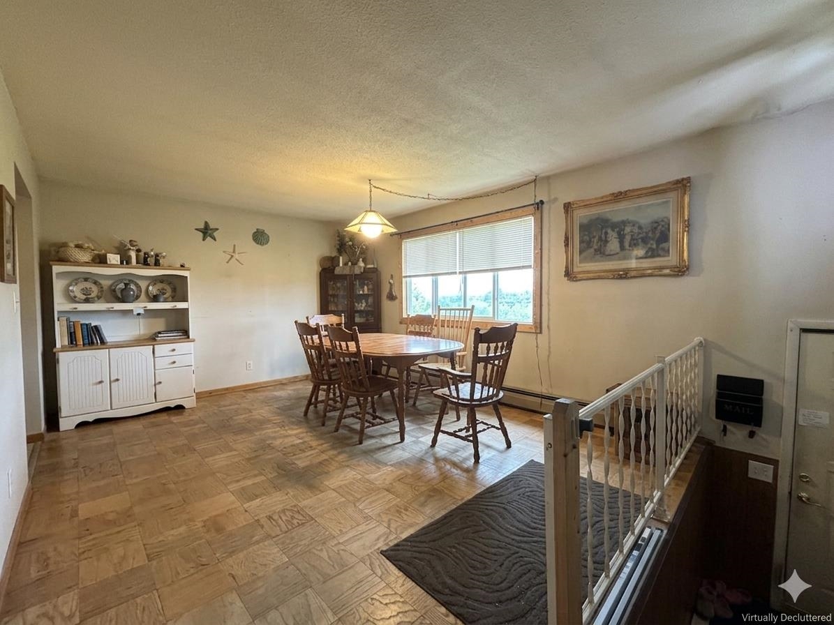 7 Meadow Wood Drive