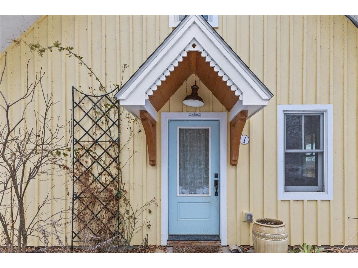 7 Merganser Way