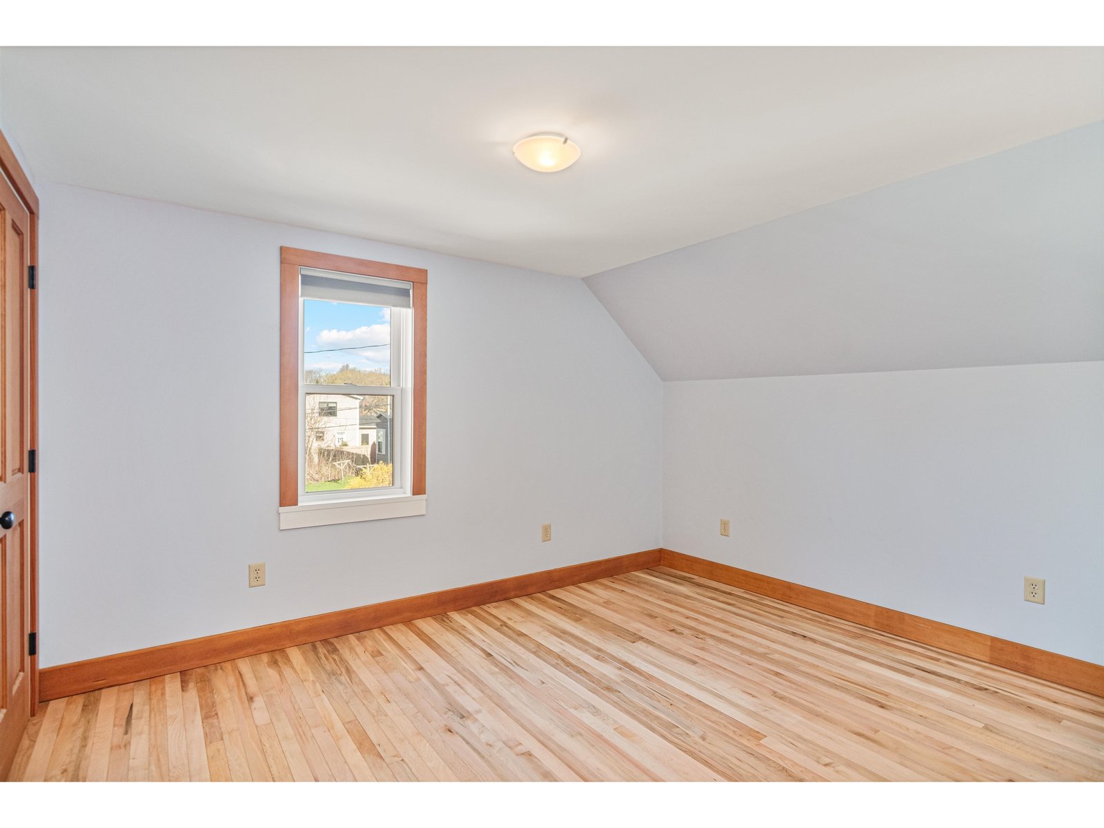 7 Niquette Court