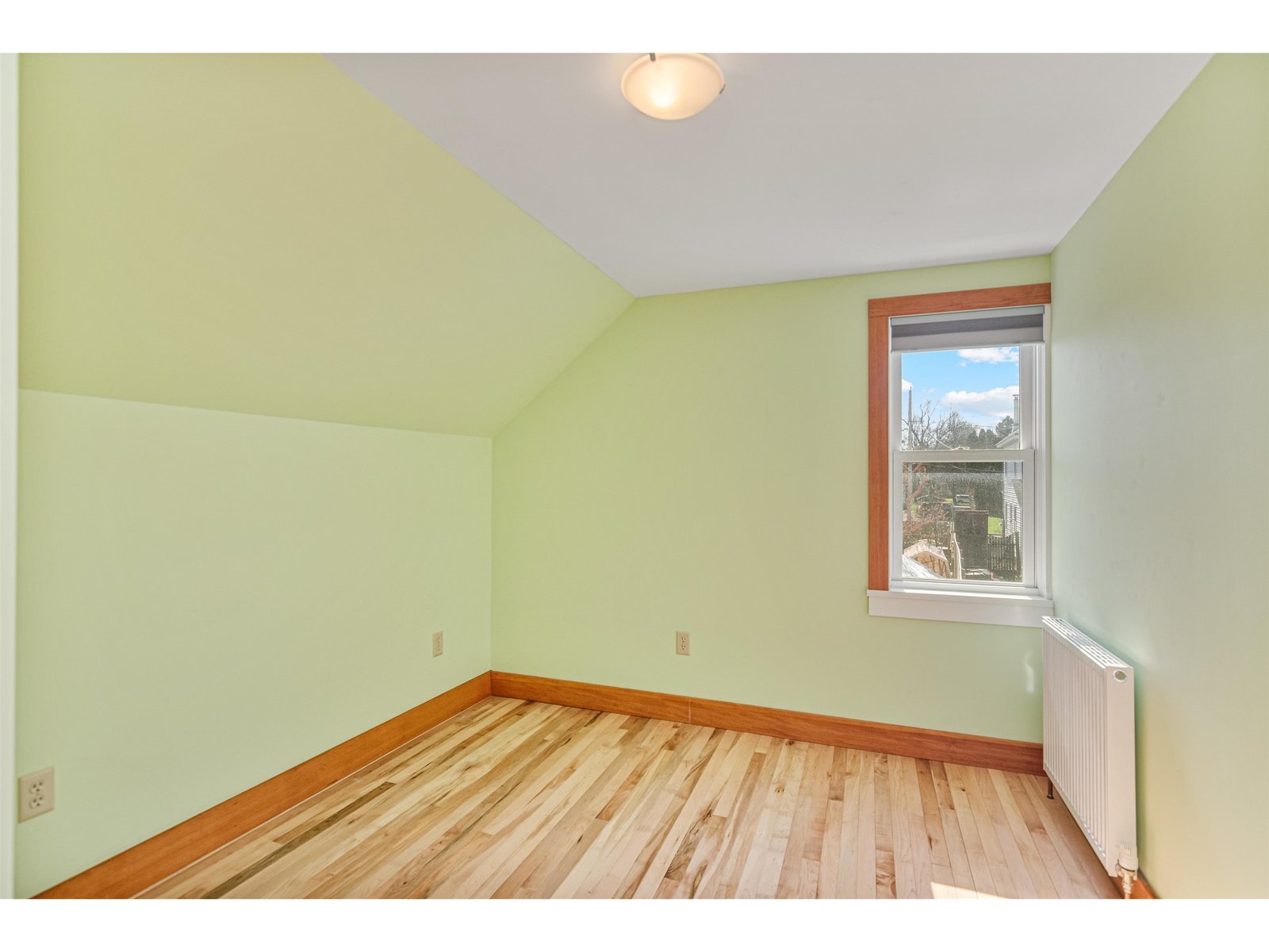 7 Niquette Court