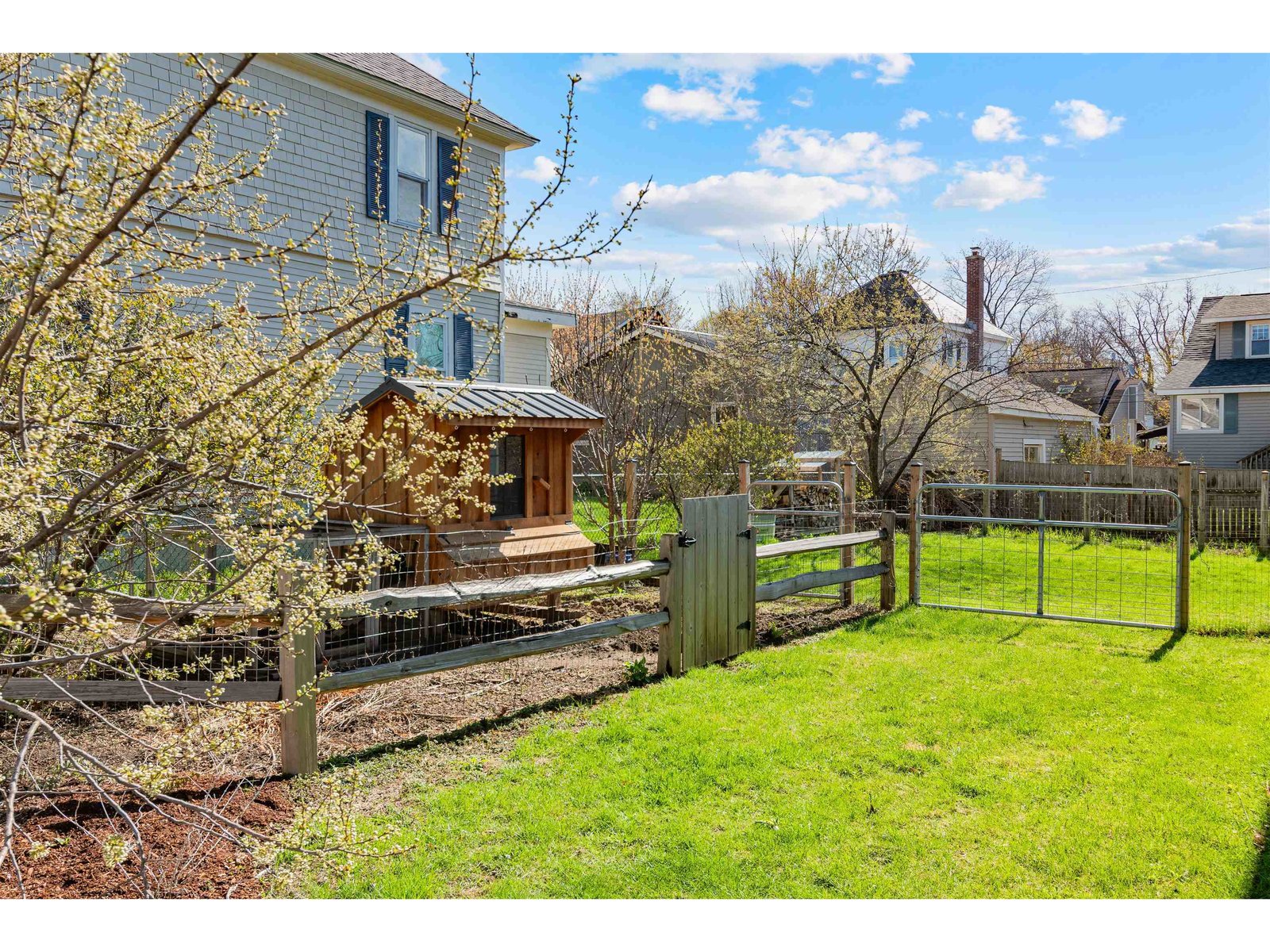 7 Niquette Court