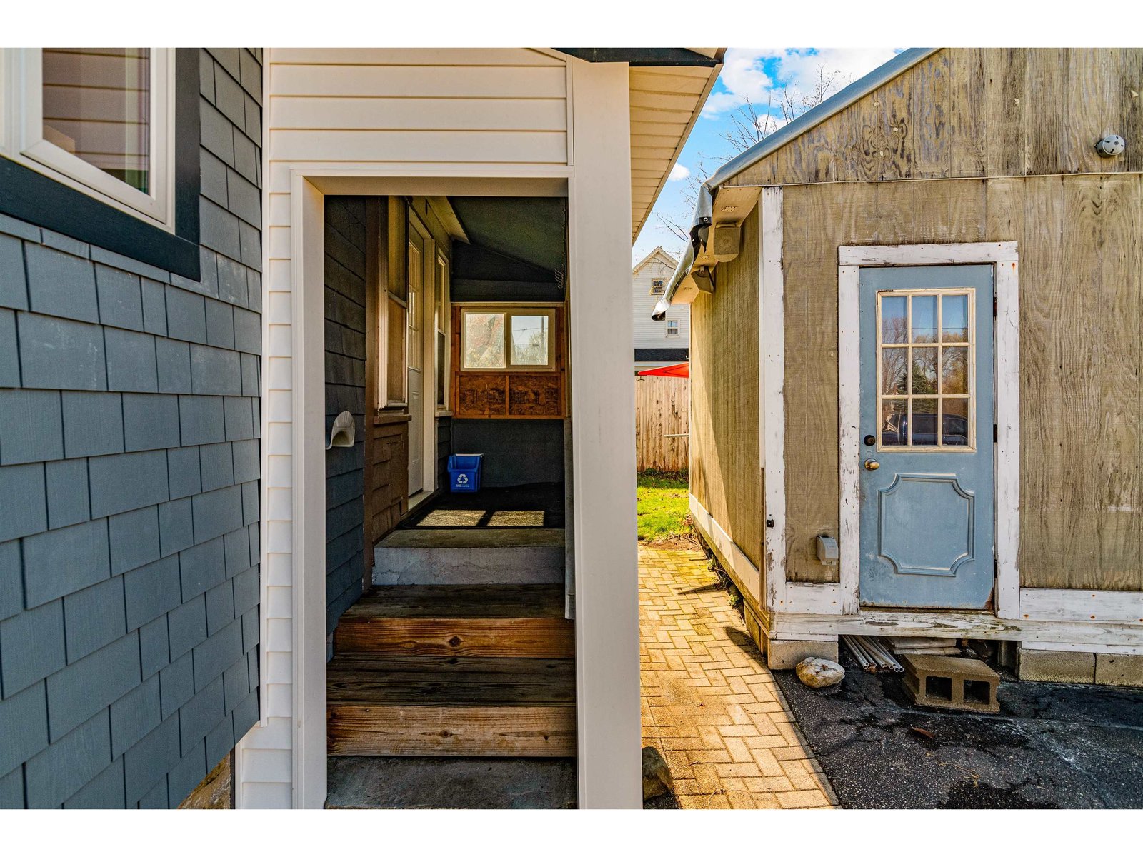 7 Niquette Court