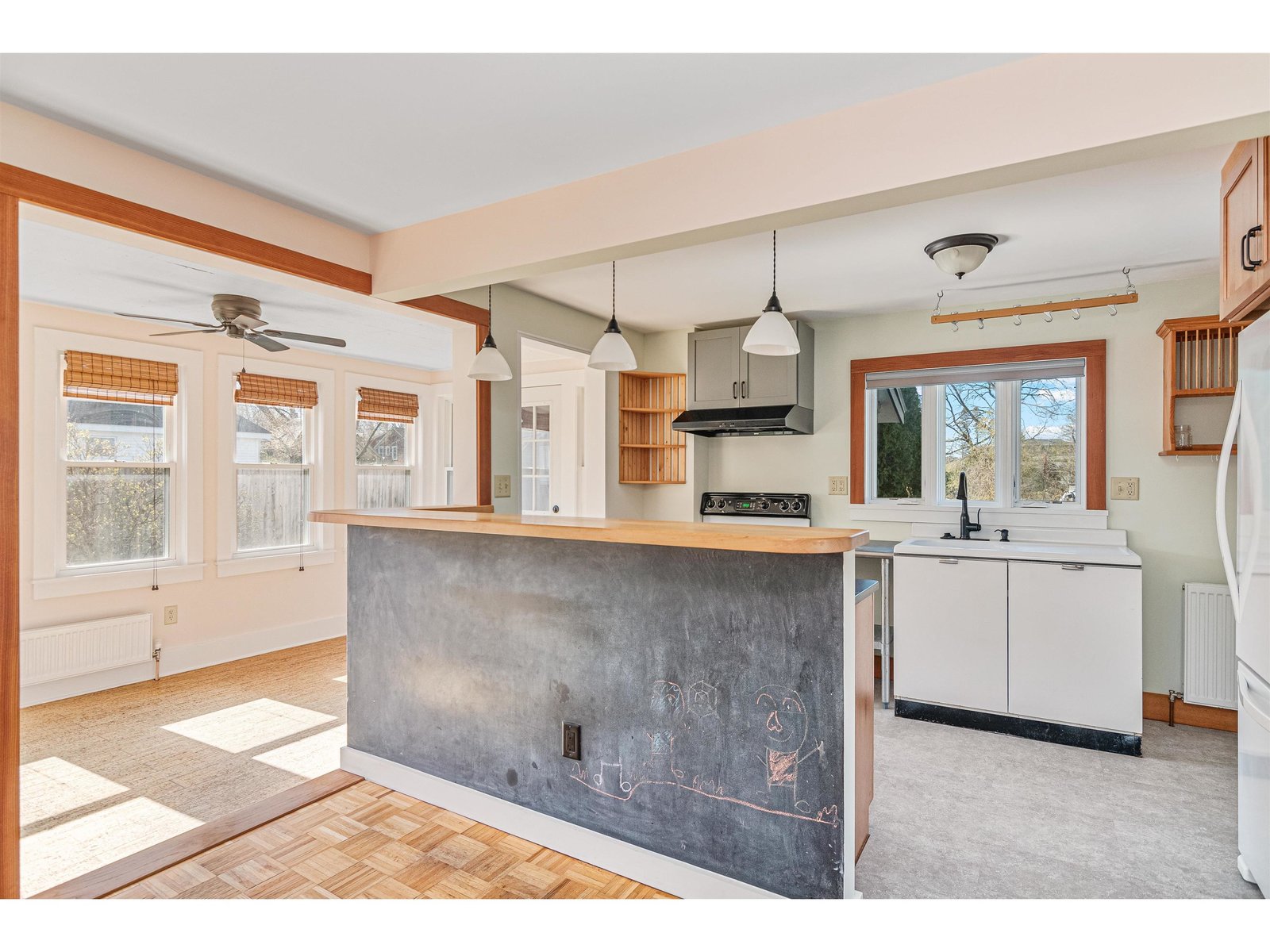 7 Niquette Court